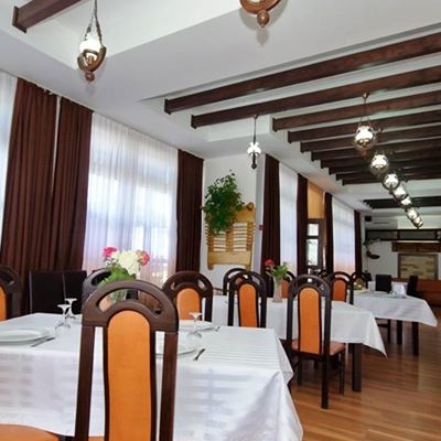 Restaurant Laguna Albastra