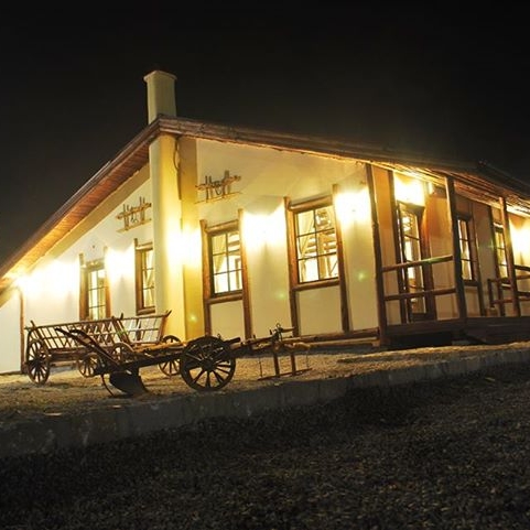 Imagini Restaurant Hanul Gulyás Csárda