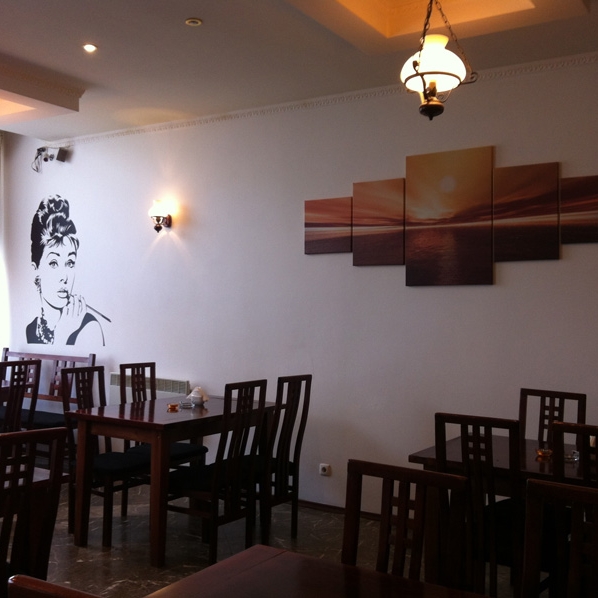 Imagini Restaurant Bucharest West
