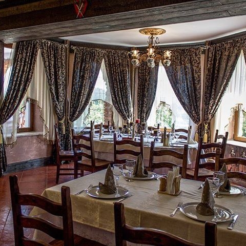 Imagini Restaurant Castelul Lupilor