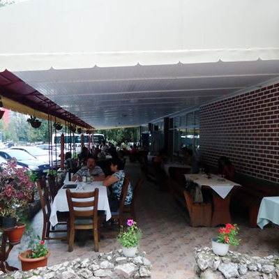 Restaurant Hanul Cozia foto 2