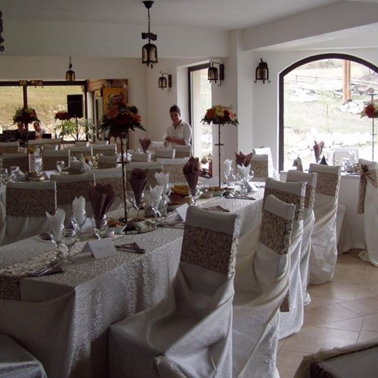 Imagini Restaurant Taverna Pietrei Craiului