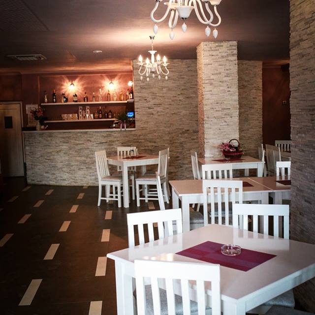 Imagini Restaurant Oxana