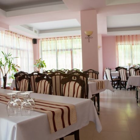 Imagini Restaurant Carpathia