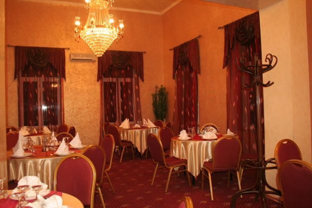 Imagini Restaurant Clasic Romanesc