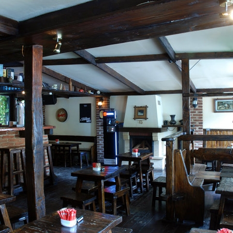 Imagini Bar/Pub Snobi English Pub