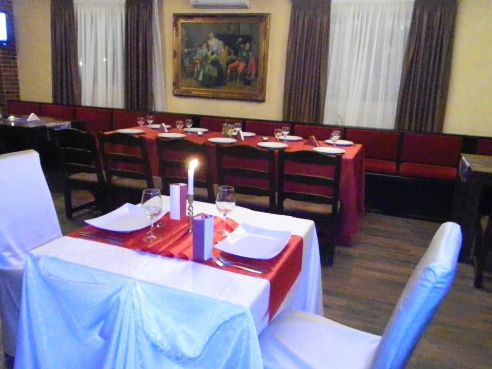Imagini Restaurant Casa Vanatorului