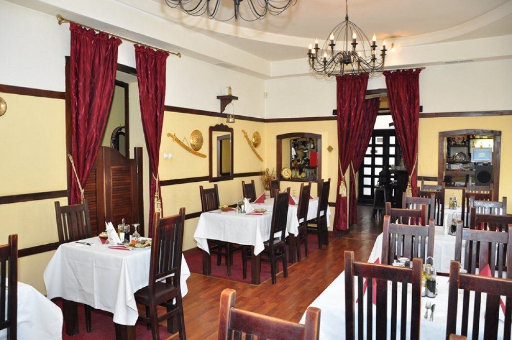 Imagini Restaurant Libanez Phenice
