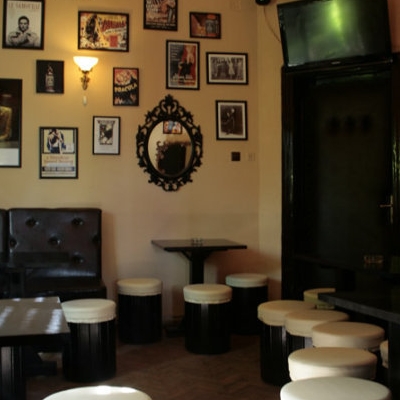 Bar/Pub Irish Pub The Shamrock