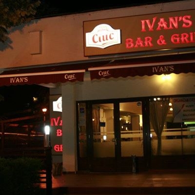 Restaurant Ivans Bar & Grill
