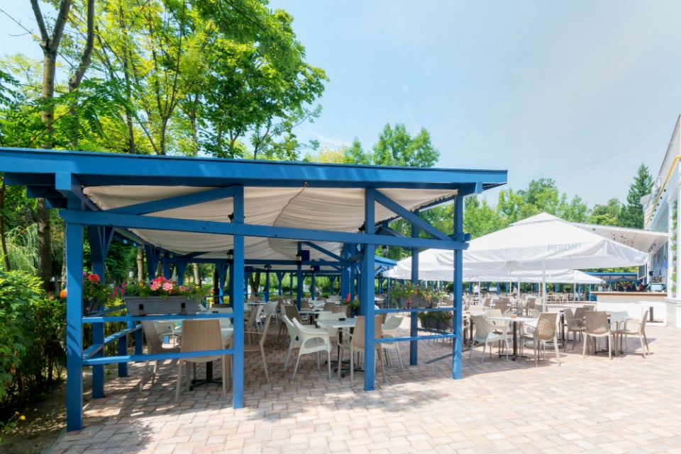 Imagini Restaurant Chios Events Hall & Summer Terrace