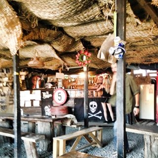 Imagini Bar/Pub La Pirati