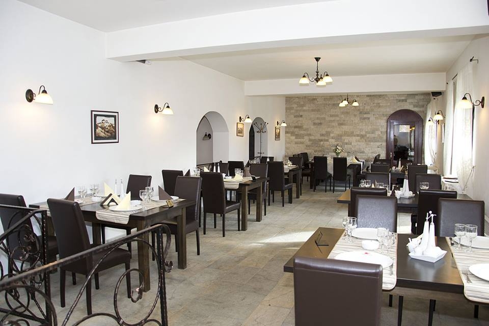 Imagini Restaurant Hanul Domnesc