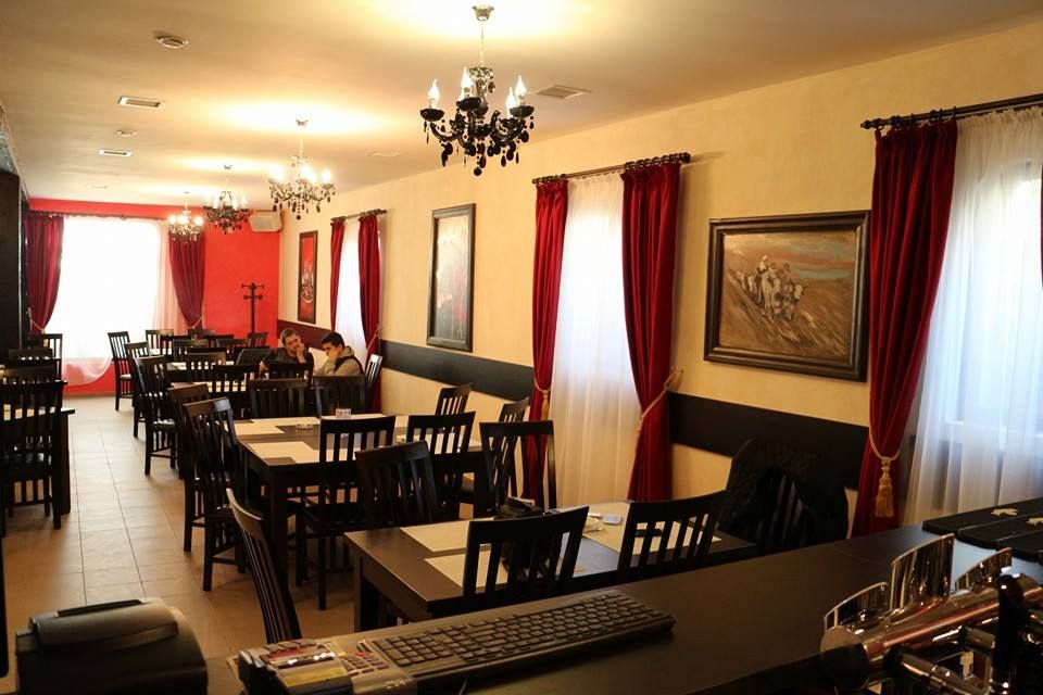 Imagini Restaurant Gustos Pub