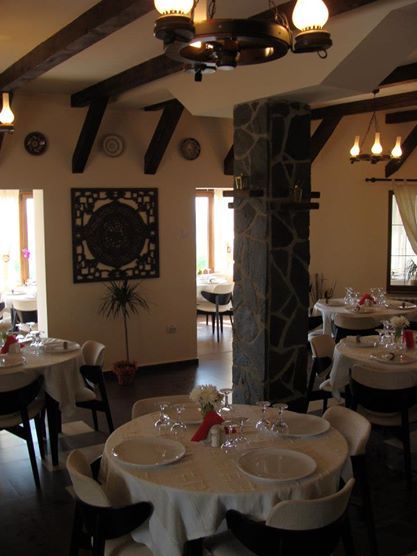 Imagini Restaurant Taverna Bucium