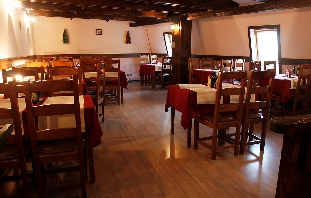 Imagini Restaurant La Zavat
