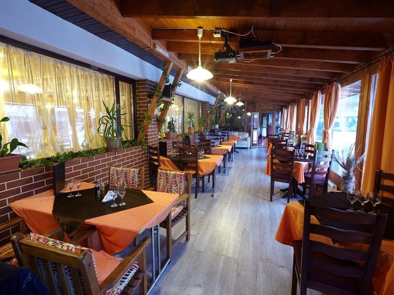 Imagini Restaurant Agora