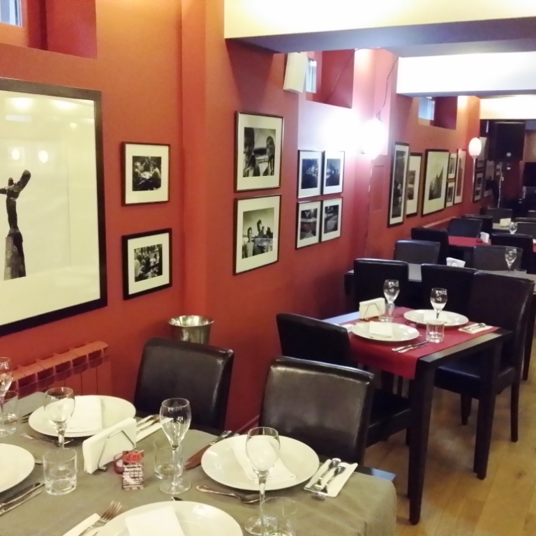 Imagini Restaurant La Cave de Bucarest