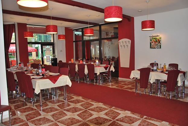 Imagini Restaurant La Mav