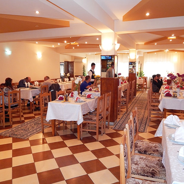 Imagini Restaurant Cernica