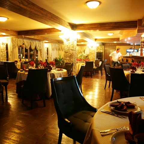 Imagini Restaurant Club Dor