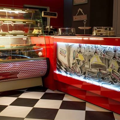 Fast-Food Lexi American Diner