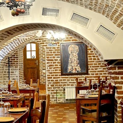 Restaurant La Porcu Răsfățat