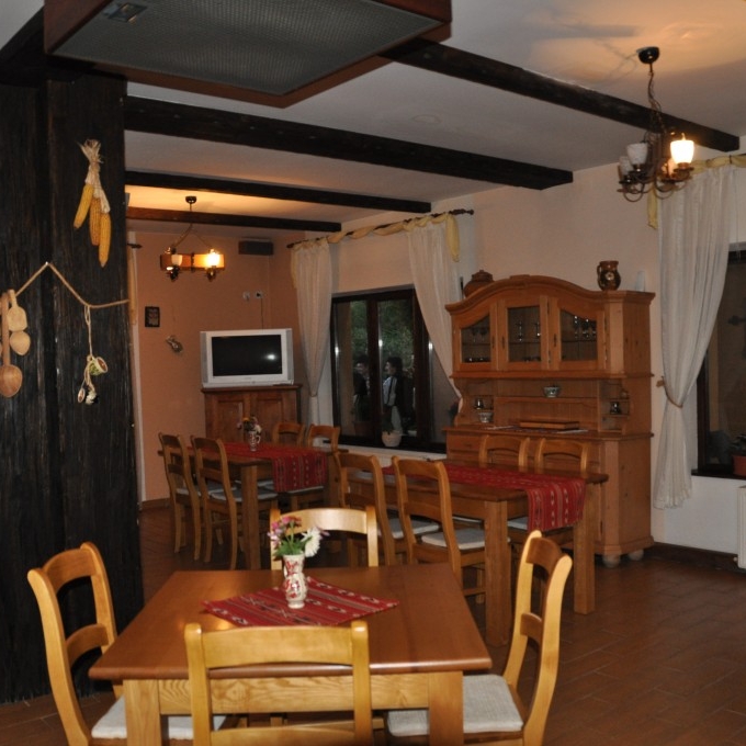 Imagini Restaurant Lunca Sibielului