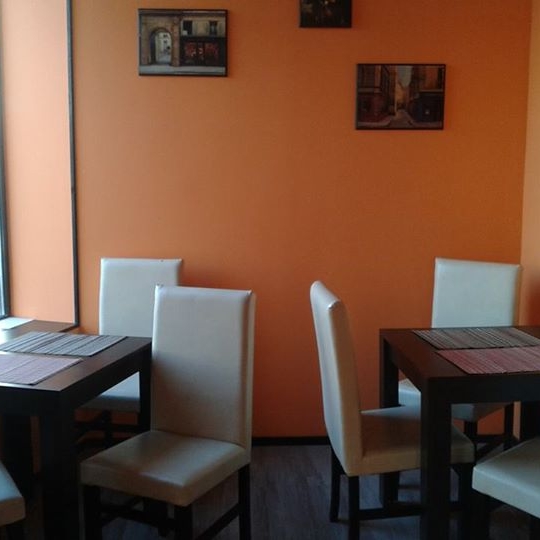 Imagini Restaurant Autumn Cafe