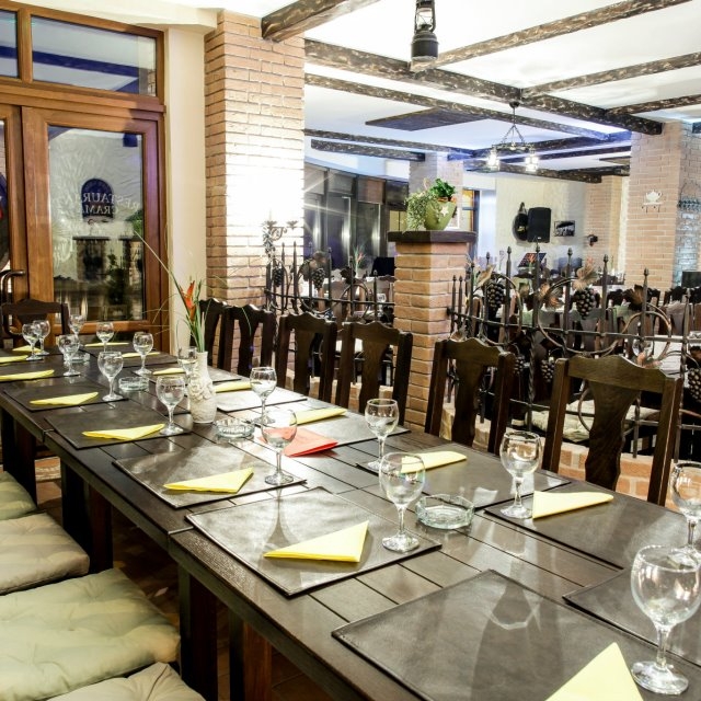 Imagini Restaurant Pecicana
