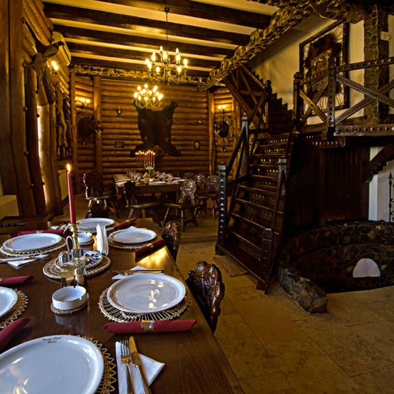 Imagini Restaurant Castelul Prinţul Vânător