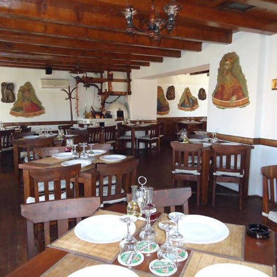 Imagini Restaurant Crama Basarabilor