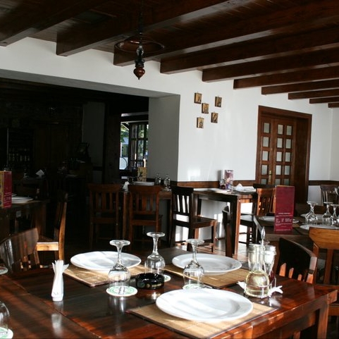 Imagini Restaurant Crama Basarabilor