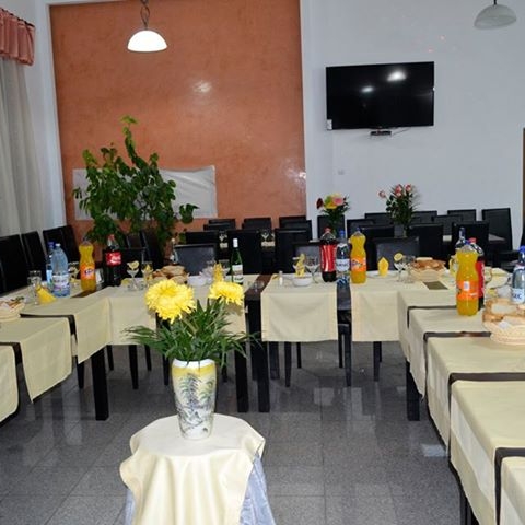 Imagini Restaurant Ciresica