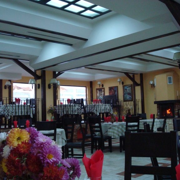 Imagini Restaurant Calul Troian