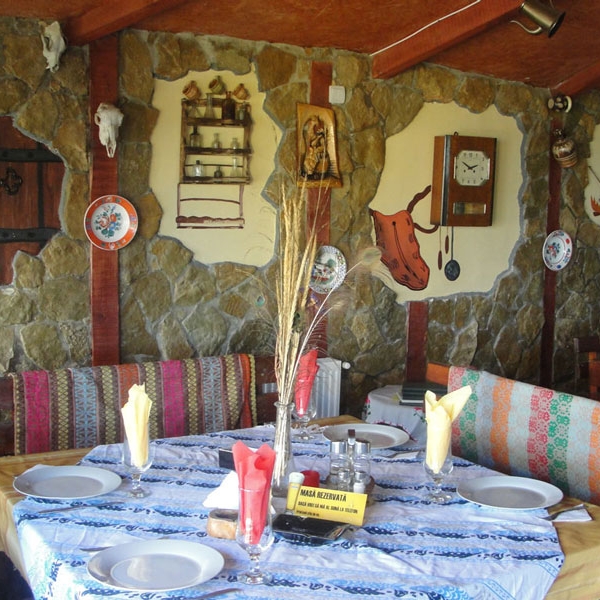 Imagini Restaurant Casa Veche