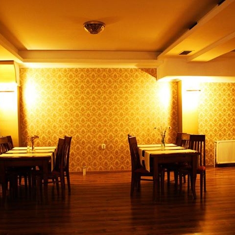 Imagini Restaurant Casa Caroly