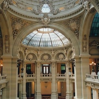  Palatul Cantacuzino – Muzeul National George Enescu