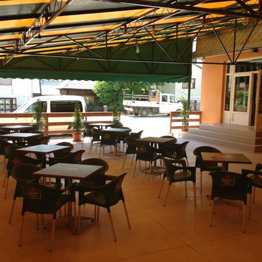 Imagini Restaurant 2 Pauni