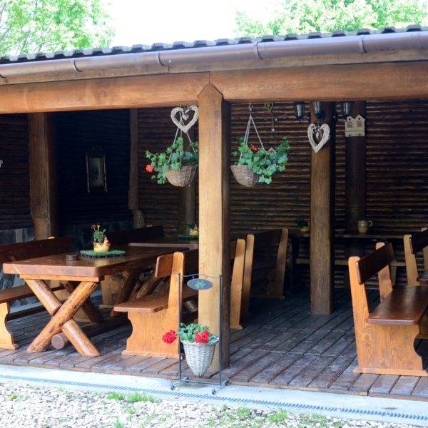 Imagini Restaurant Hora cu Brazi