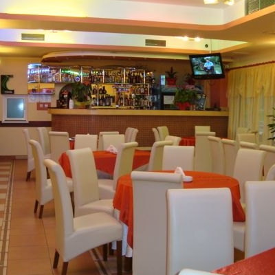 Restaurant Martisorul foto 1