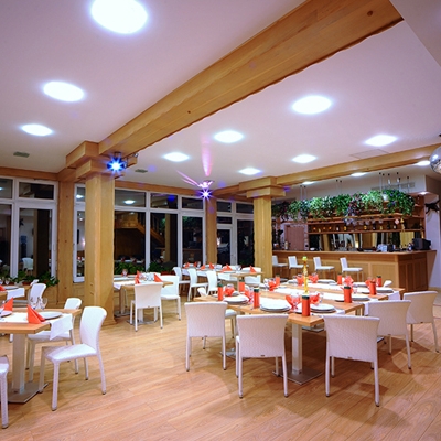 Restaurant Puf si Stuf foto 0