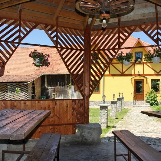 Imagini Restaurant Bendorfeanu