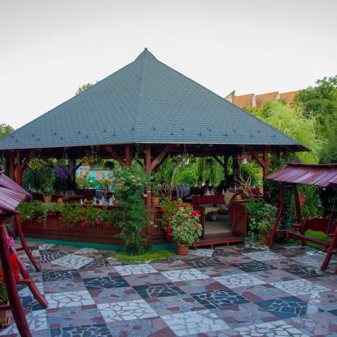 Imagini Restaurant Carpati