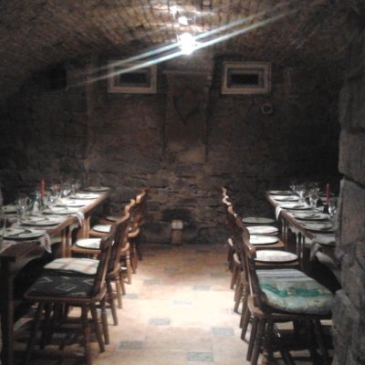 Restaurant Sub Cetate foto 2