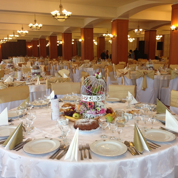 Imagini Restaurant Dumbrava