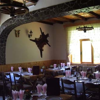Restaurant Popasul Reginei foto 2
