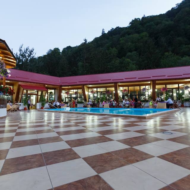 Imagini Restaurant Popasul Reginei