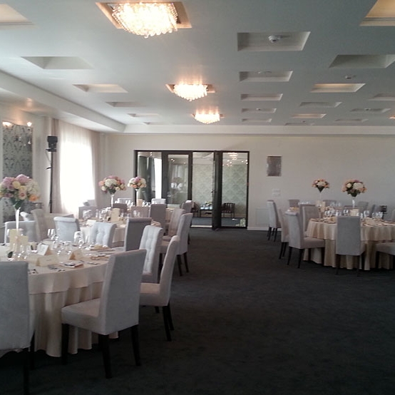 Imagini Sala Evenimente Royal Horse