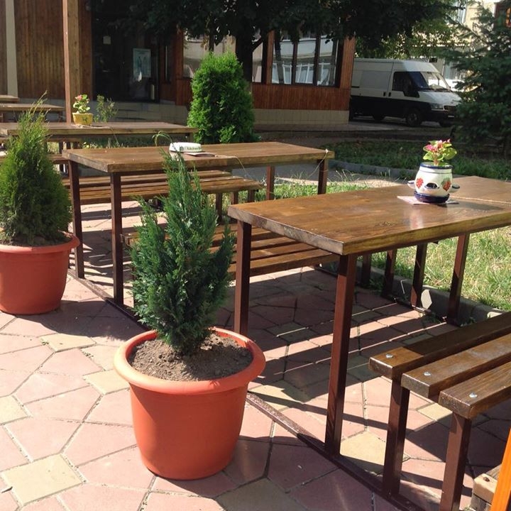 Imagini Pizzerie La Cuptor